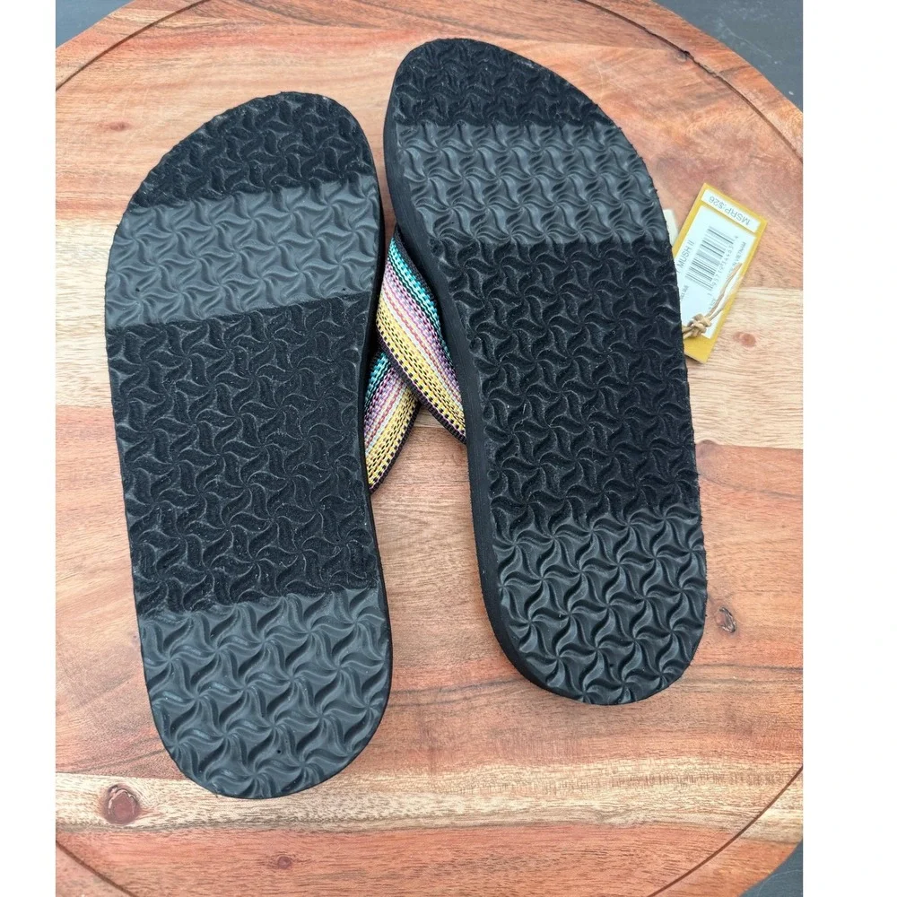 Teva Mush II Flip Flops Antigua Black Multi Striped Sandals - Youth Size 4 - NWT